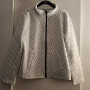Onque Casuals White With Bkack Zip Up Sweater Quilted Knit